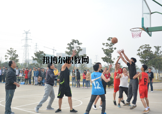 合肥市公交技工學校2022年報名條件、招生要求、招生對象