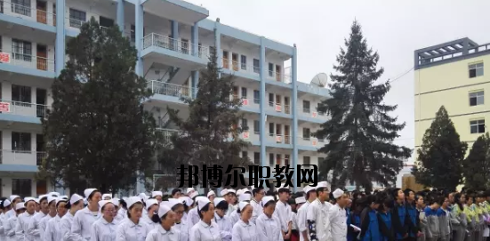 定西理工中專學(xué)校2020年學(xué)費(fèi)、收費(fèi)多少