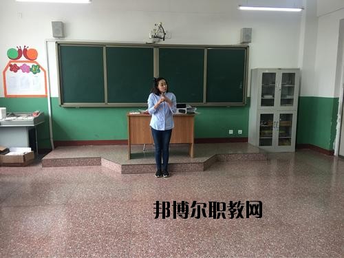 四川東坡中等職業(yè)技術學校2020年報名條件、招生要求、招生對象