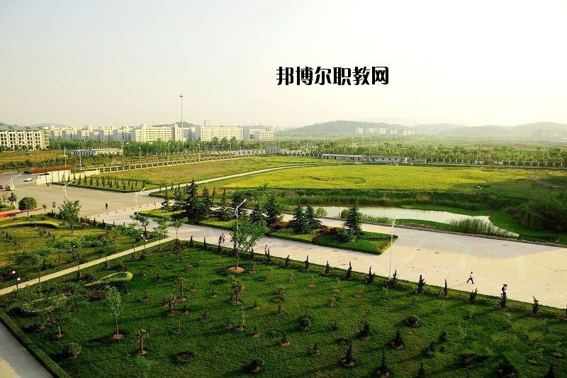 云夢中等職業(yè)技術(shù)學(xué)校2020年報名條件、招生要求、招生對象