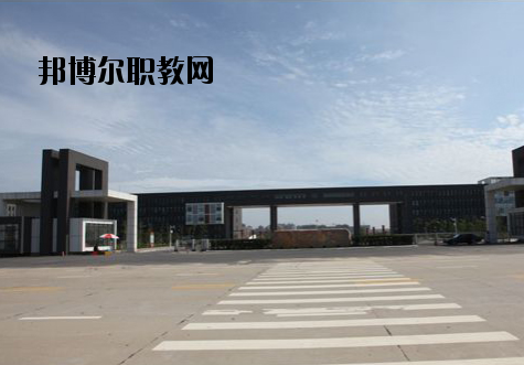 江西建設(shè)工程學(xué)校2020年報(bào)名條件、招生要求、招生對(duì)象