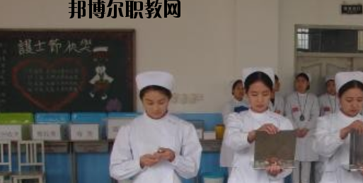 石家莊華醫(yī)醫(yī)學中等專業(yè)學校2020年報名條件、招生要求、招生對象