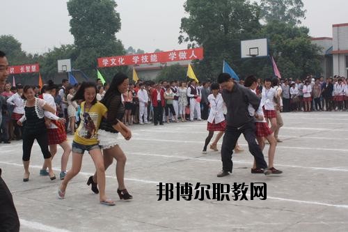 樂山欣欣藝術(shù)職業(yè)學(xué)校2020年報名條件、招生要求、招生對象