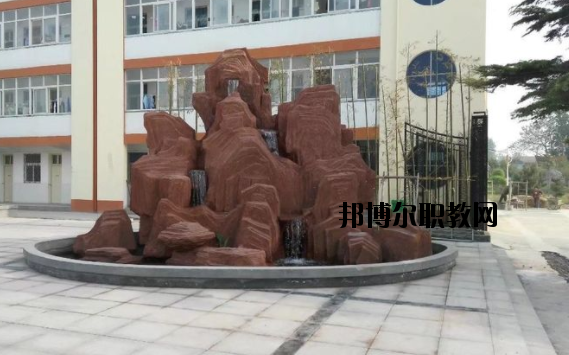 新鄉(xiāng)牧野區(qū)職業(yè)教育中心2021年報(bào)名條件、招生要求、招生對(duì)象
