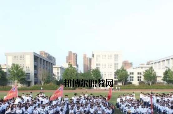 滑縣裳華職業(yè)技術(shù)中專2021年報(bào)名條件、招生要求、招生對(duì)象