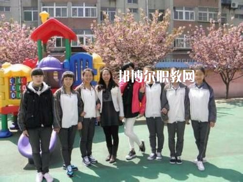 鄭州軟件應(yīng)用中等專業(yè)學(xué)校2021年學(xué)費(fèi)、收費(fèi)多少
