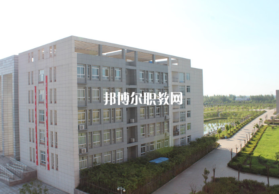 安徽六安技師學(xué)院2020年報名條件、招生要求、招生對象