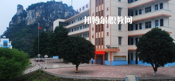 扶綏縣職業(yè)技術(shù)學(xué)校2020年報(bào)名條件、招生要求、招生對(duì)象
