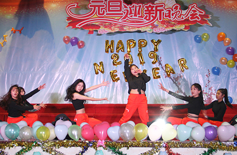 南京化工技師學(xué)院2020年招生辦聯(lián)系電話(huà)
