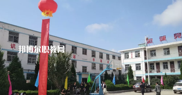 慶陽(yáng)市機(jī)電工程學(xué)校2020年學(xué)費(fèi)、收費(fèi)多少