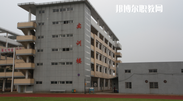 佛山順德區(qū)勒流職業(yè)技術(shù)學校怎么樣、好不好