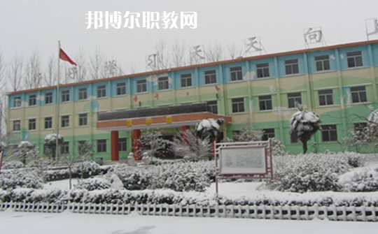 淮北市烈山區(qū)中等專業(yè)學(xué)校2020年報名條件、招生要求、招生對象