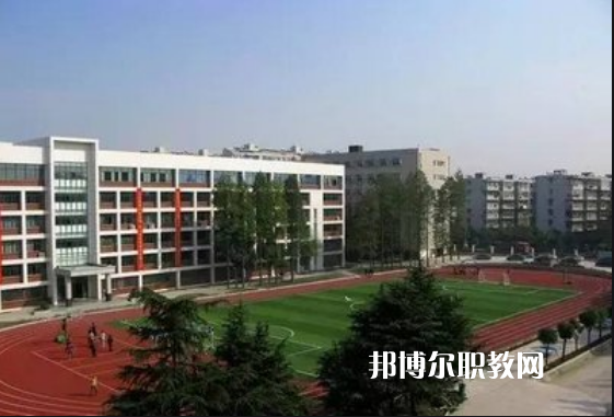 重慶2021年鐵路學(xué)校學(xué)什么專(zhuān)業(yè)有前途