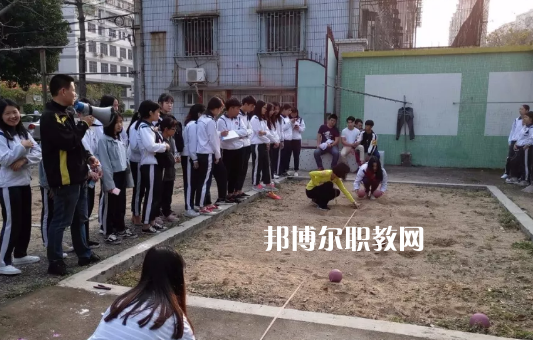 汕頭經(jīng)貿(mào)職業(yè)技術(shù)學(xué)校2021年報(bào)名條件、招生要求、招生對(duì)象