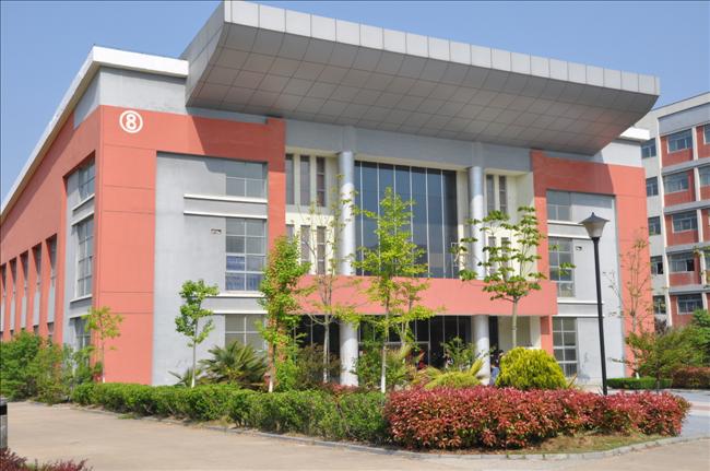 江蘇省東海中等專業(yè)學(xué)校怎么樣、好不好