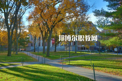 瀘州市工業(yè)技工學校2021年報名條件、招生要求