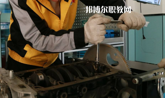浙江2021年設(shè)有汽修學校的公辦大專學校