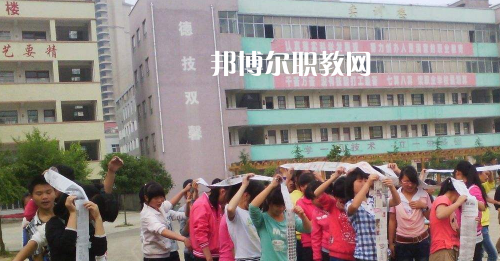 甕安鴻翔中等職業(yè)技術(shù)學校2021年報名條件、招生要求、招生對象