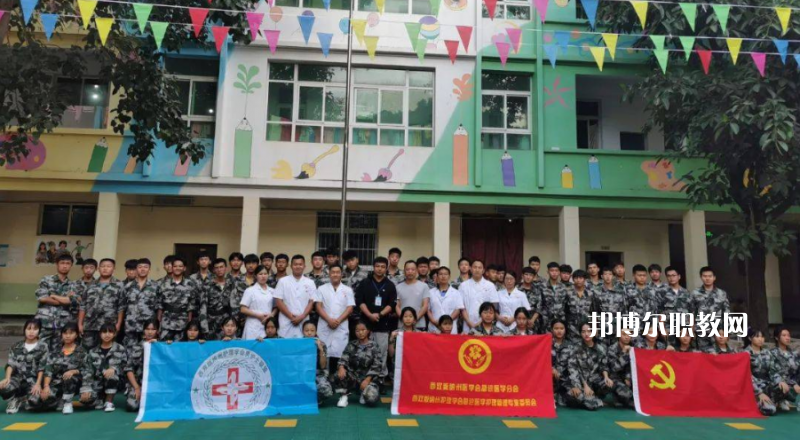 西雙版納經(jīng)濟(jì)管理職業(yè)學(xué)校2021年報(bào)名條件、招生要求、招生對象