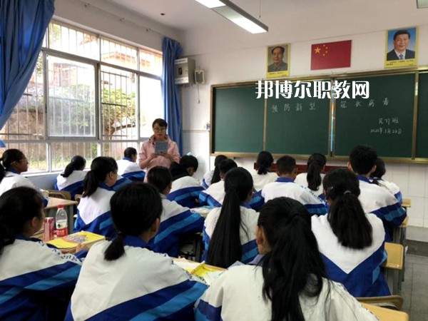 西盟縣職業(yè)高級中學2021年招生錄取分數(shù)線