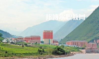 怒江州民族中等專業(yè)學(xué)校怎么樣、好不好