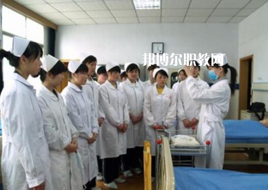 四川蜀都衛(wèi)生學(xué)校怎么樣、好不好