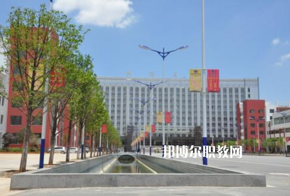 云南電子信息高級技工學校2021年報名條件、招生要求、招生對象