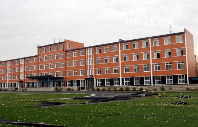 云南楚雄工業(yè)學校2021年報名條件、招生要求、招生對象