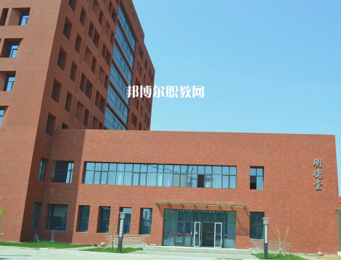 張家口機(jī)械工業(yè)學(xué)校2022年報名條件、招生要求、招生對象