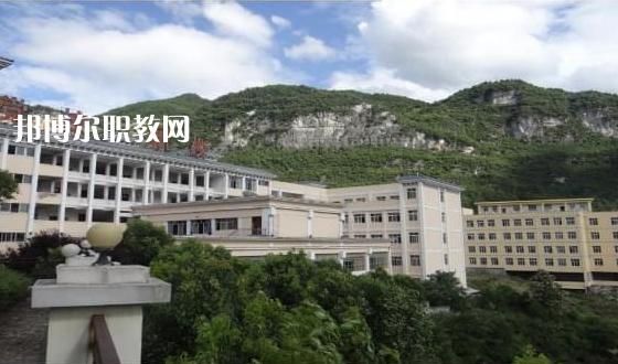 德慶縣中等職業(yè)學(xué)校2022年報(bào)名條件、招生要求、招生對(duì)象