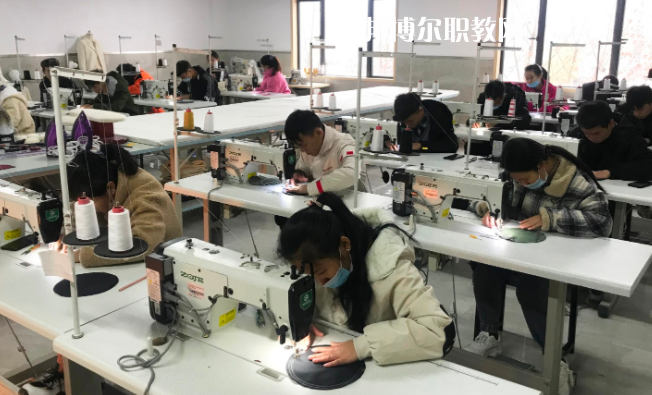 貴州特殊教育中等職業(yè)技術(shù)學(xué)校2022年報(bào)名條件、招生要求、招生對(duì)象
