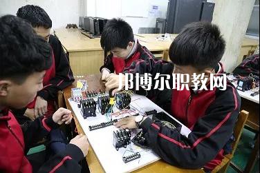 咸陽(yáng)中鐵工程職業(yè)技術(shù)學(xué)校2022年報(bào)名條件、招生要求、招生對(duì)象