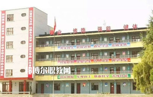 貴州金蓉?zé)o線電技工學(xué)校2022年報(bào)名條件、招生要求、招生對象