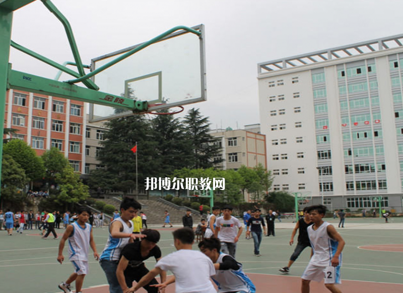 貴州金蓉無線電技工學(xué)校怎么樣、好不好