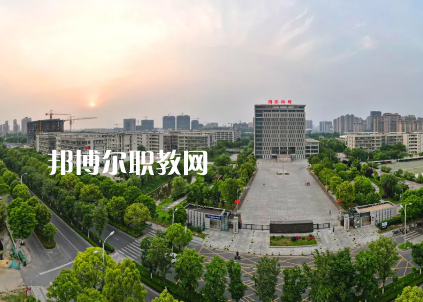 江蘇海安中等專業(yè)學(xué)校2022年報名條件、招生要求、招生對象