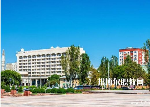 閬中旅游學(xué)校2022年報(bào)名條件、招生要求、招生對(duì)象