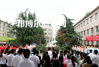 石家莊機(jī)械技工學(xué)校2022年報(bào)名條件、招生要求、招生對(duì)象