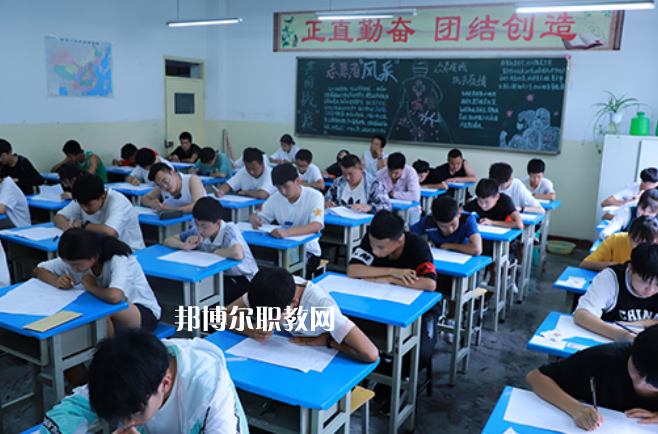 蘭州體育運(yùn)動(dòng)學(xué)校2022年報(bào)名條件、招生要求、招生對(duì)象