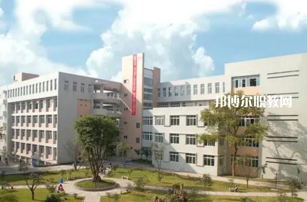 德陽中德工業(yè)技術(shù)學(xué)校2022年報(bào)名條件、招生要求、招生對象