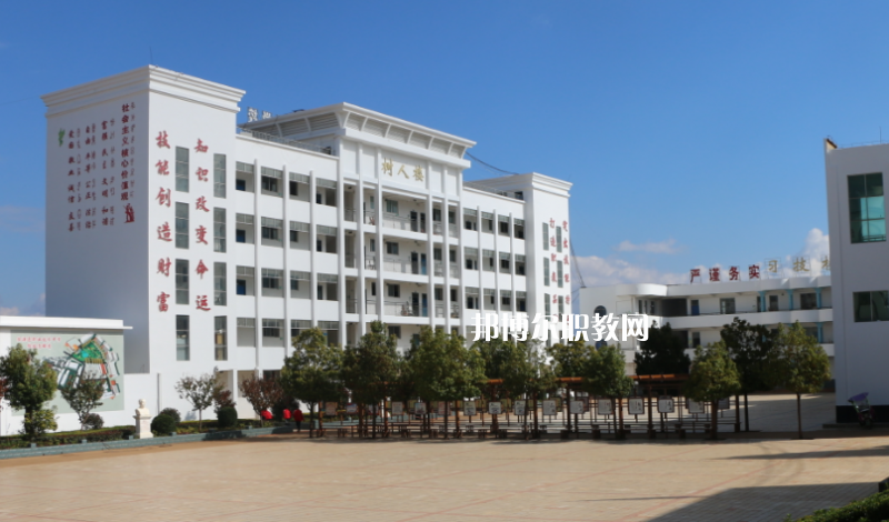 鹽源縣職業(yè)中學(xué)怎么樣、好不好