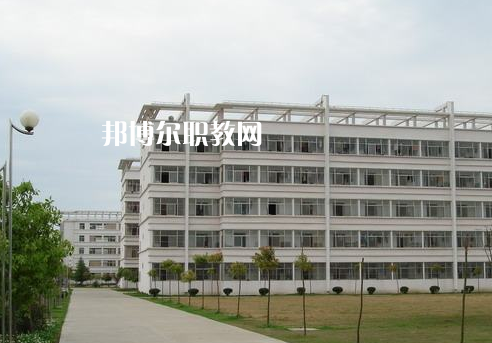 江蘇建湖中等專業(yè)學(xué)校2022年報(bào)名條件、招生要求、招生對(duì)象