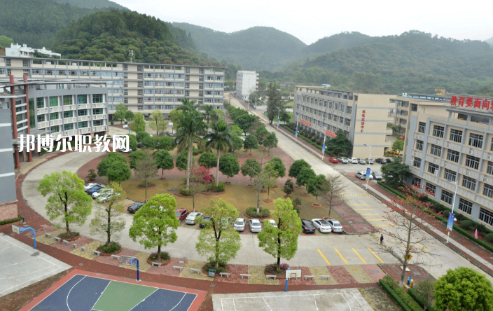 廣州市增城衛(wèi)生職業(yè)技術學校2022年報名條件、招生要求、招生對象