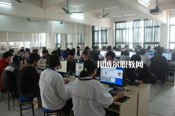 會東電子科技學校2021年有哪些專業(yè)