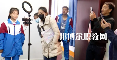 平塘中等職業(yè)學(xué)校2022年報(bào)名條件、招生要求、招生對象