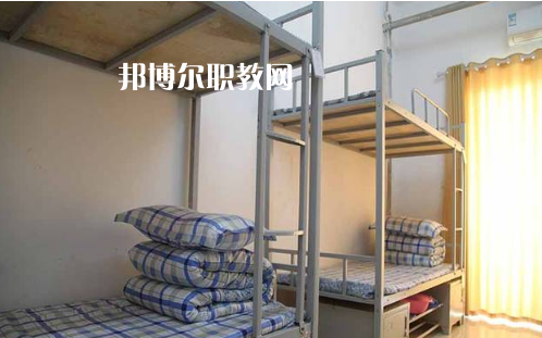 祥云縣職業(yè)高級中學(xué)2022年宿舍條件