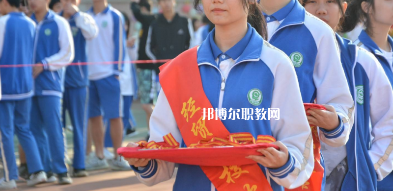 東莞經(jīng)濟(jì)貿(mào)易學(xué)校2022年報名條件、招生要求、招生對象