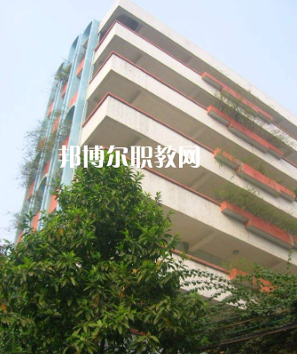 肇慶衛(wèi)生學(xué)校2022年報(bào)名條件、招生要求、招生對象