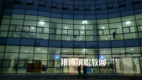 鎮(zhèn)江技師學(xué)院2022年學(xué)費(fèi)、收費(fèi)多少