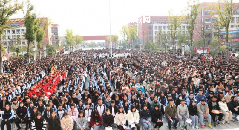 靈璧高級(jí)職業(yè)技術(shù)學(xué)校2022年報(bào)名條件、招生要求、招生對(duì)象