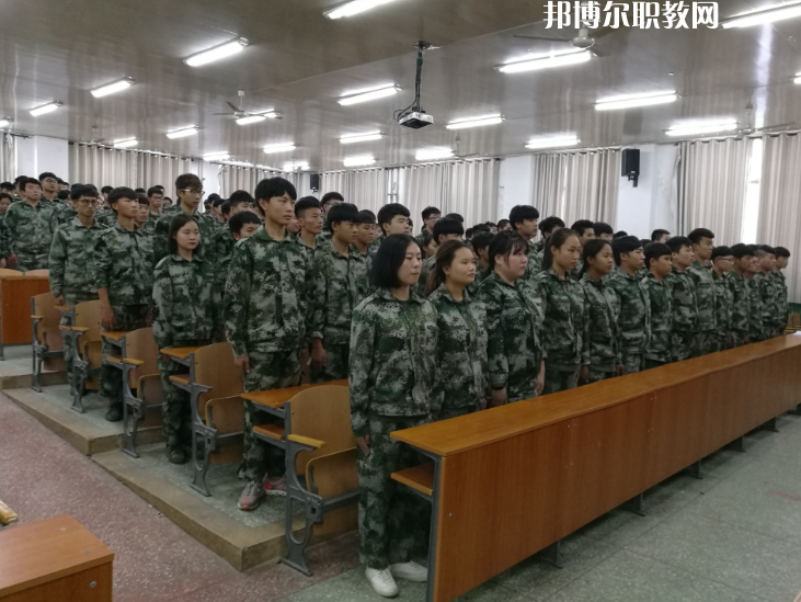 河北軌道交通中等專業(yè)學校2022年報名條件、招生要求、招生對象